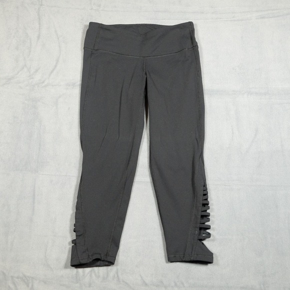 Athleta Pants - Athleta Cropped Leggings Womens XS Black Cut Out Leg Stretch Nylon Blend Pull On